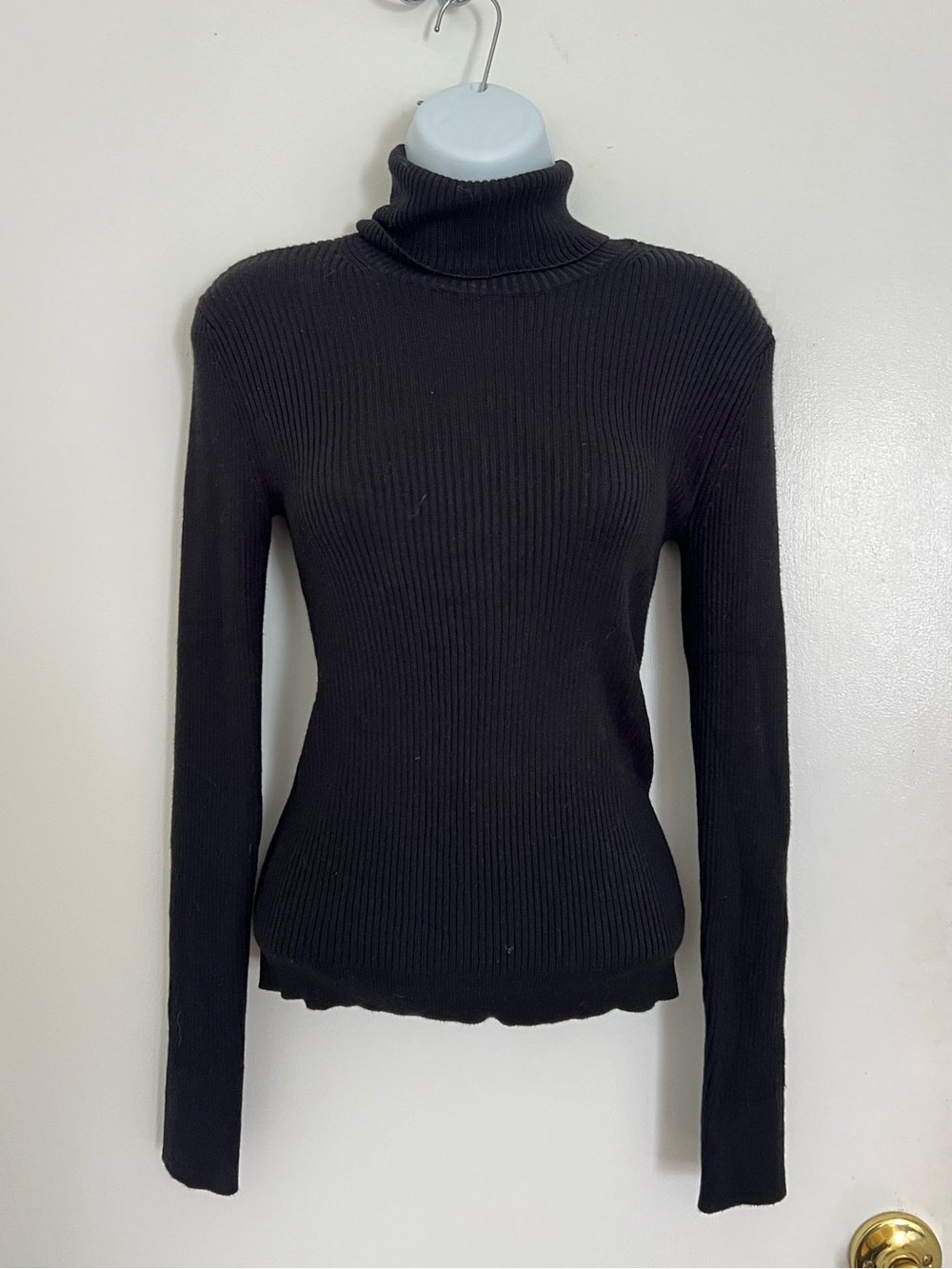 Abercrombie and Fitch Black Ribbed Turtleneck Sweater - Women